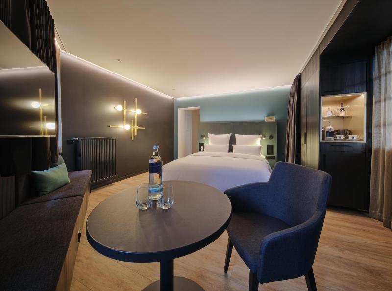Superior Double Room _ Dependance image 1