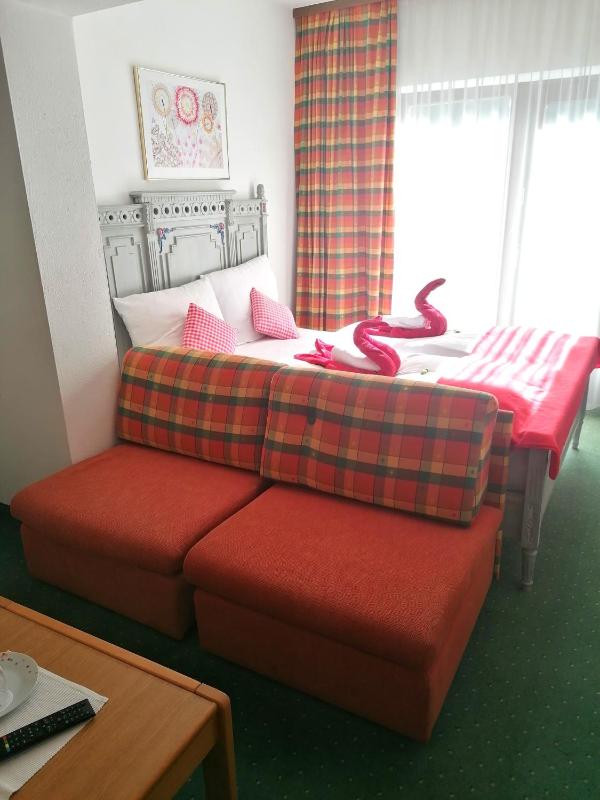 Comfort Quadruple Room image 1