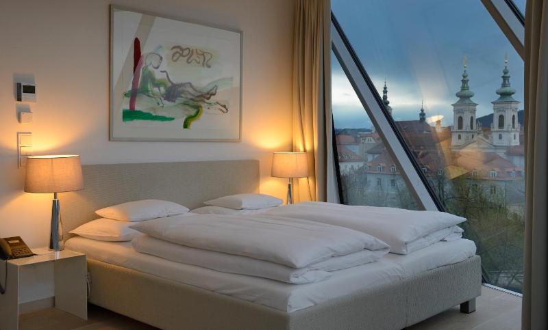 One-Bedroom Apartment with Balcony image 3