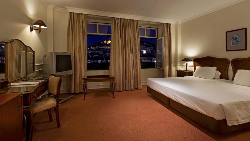 Double or Twin Room with Rossio Square view image 3