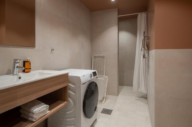Two-Bedroom Apartment image 4