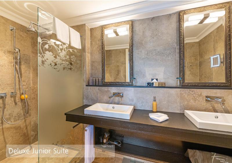 Deluxe Junior Suite image 1