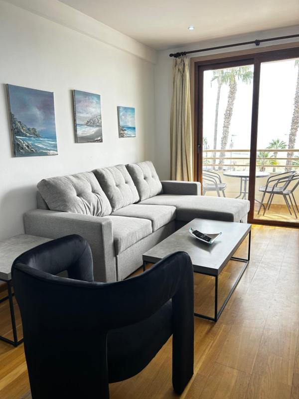 Ithaki Phinikoudes Apartment No. 102 - image 1