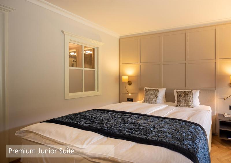 Premium Junior Suite image 3