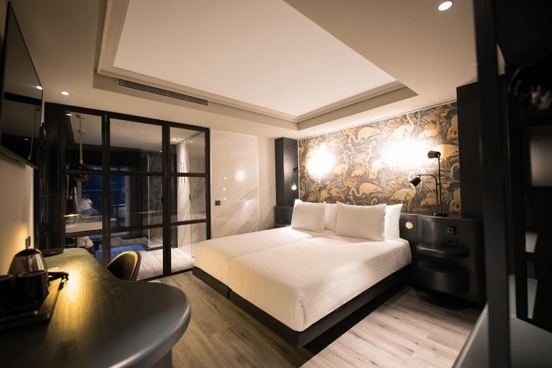 Standard Double or Twin Room image 1