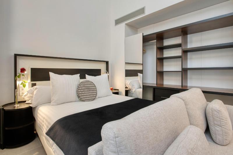 Calm Apartments - image 6