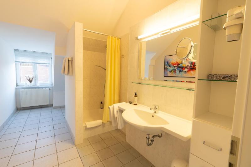 Suite image 2
