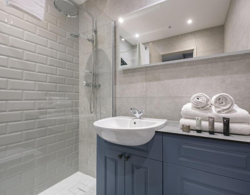 Standard Double or Twin Room with Sea View image 2