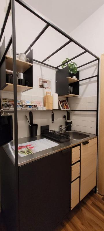 Single Room with Private External Bathroom 101 image 3