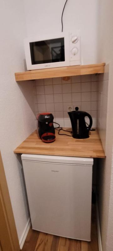 Single Room with Private External Bathroom 101 image 2