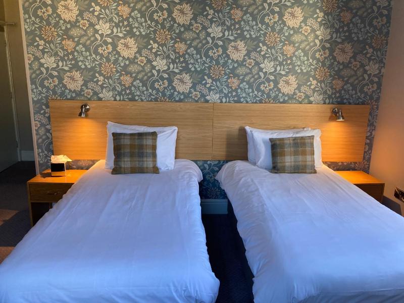 Double or Twin Room with Bathroom image 4