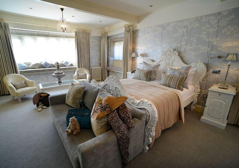 Suite image 2