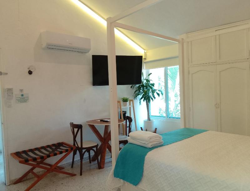 Hotel Downtown Merida - image 16