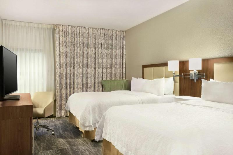Room with Two Queen Beds - Non-Smoking image 1