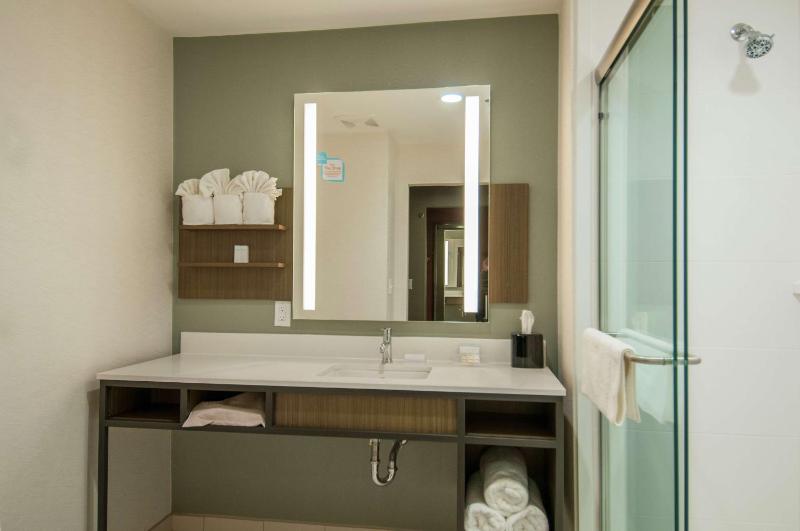 King Room image 2