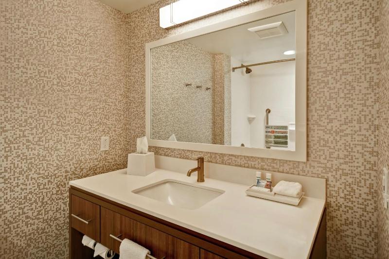 King Studio Suite - Non-Smoking image 2
