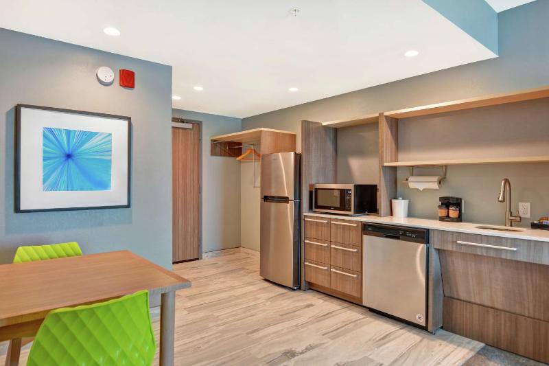 Home2 Suites By Hilton Jacksonville South St Johns Town Ctr - image 3