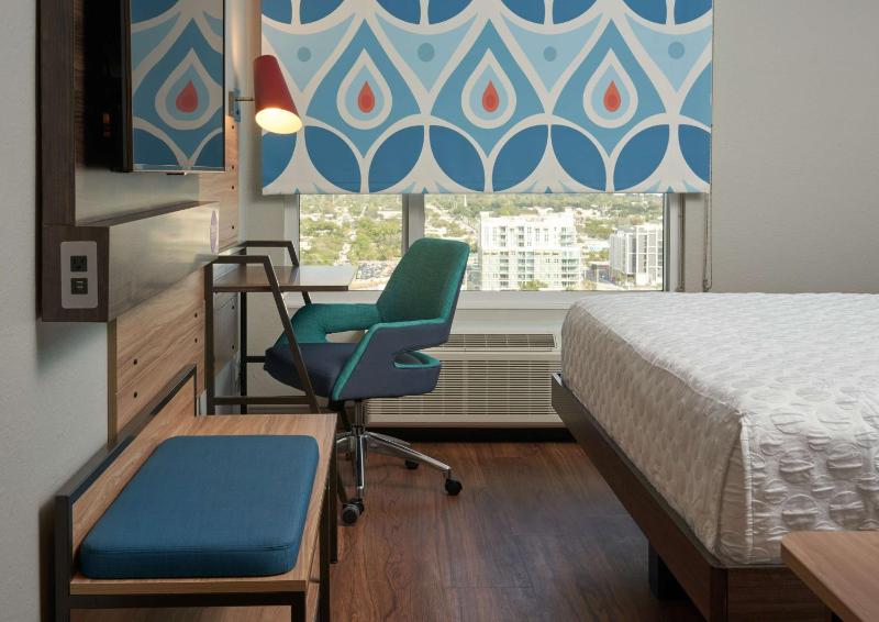 King Room image 2