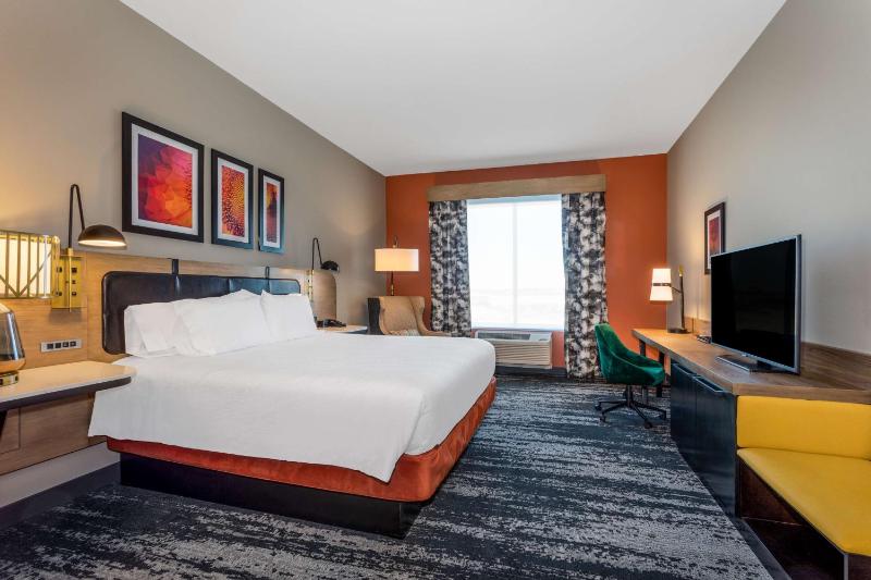 King Room image 2