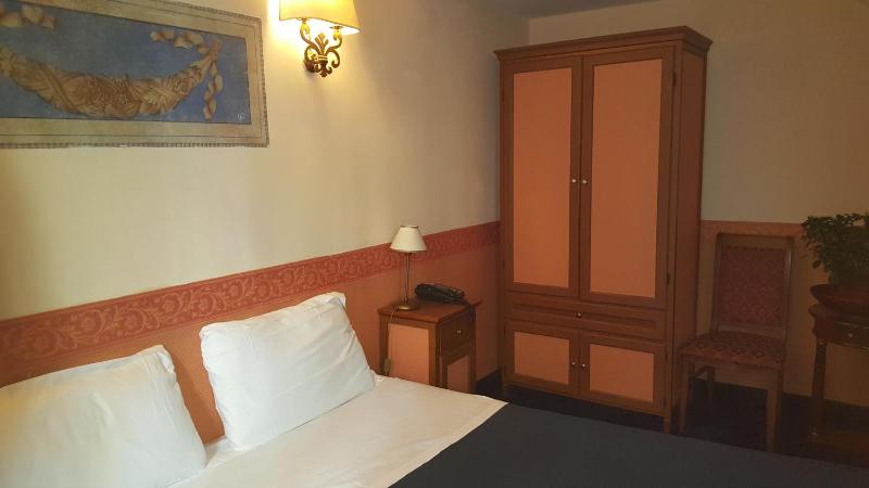 Triple Room image 3