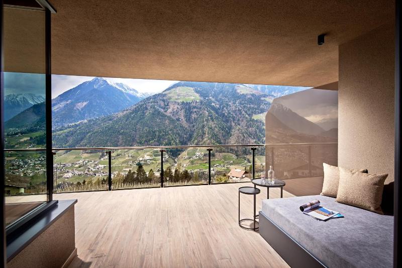 Suite with Mountain View image 2