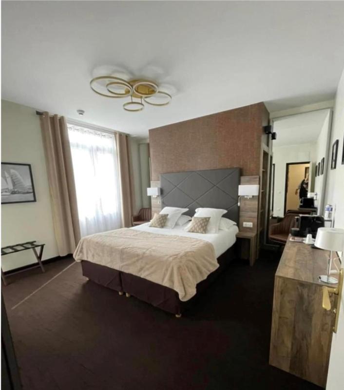 Superior Double Room image 3