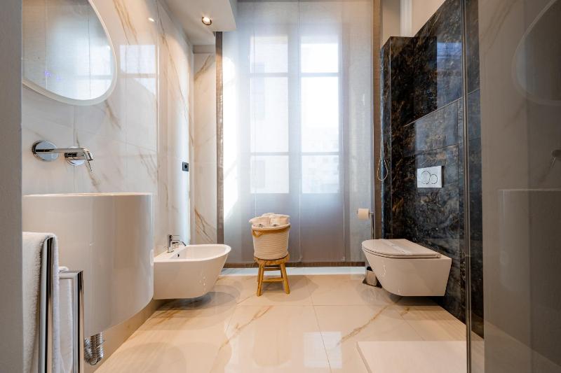 Exclusive Room Pescara - image 26