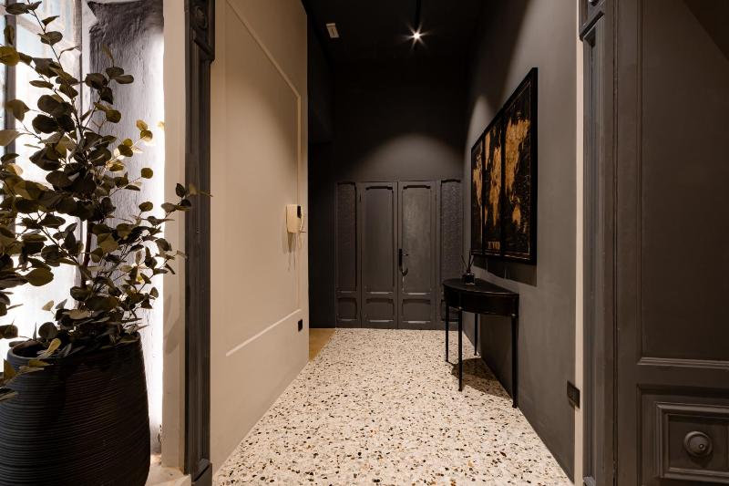 Exclusive Room Pescara - image 14