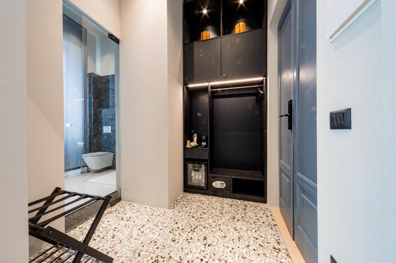 Exclusive Room Pescara - image 23