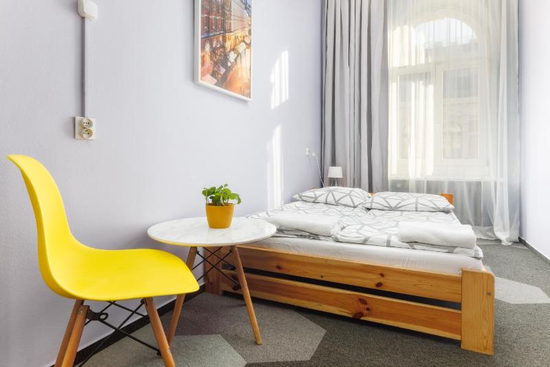 Double Room with Shared Bathroom image 4