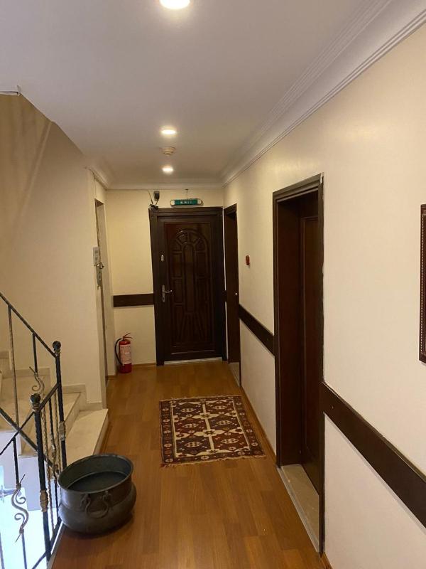 Standard Twin Room image 3