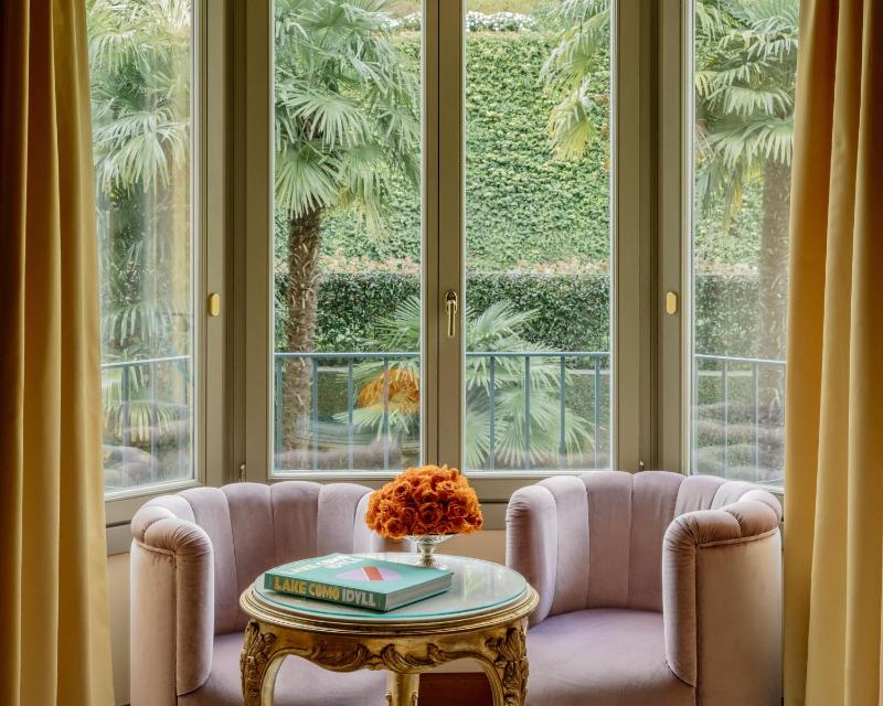Prestige Double Room with Park View image 4