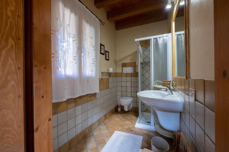 Double or Twin Room image 2