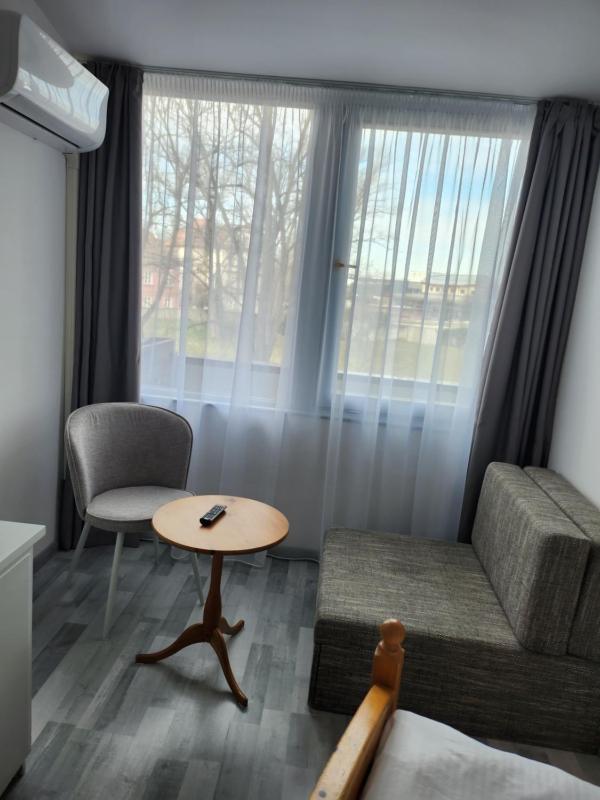 Deluxe Double Room with Balcony image 3