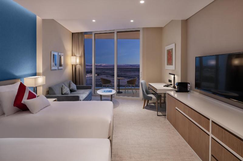 Deluxe Room - Twin Bed image 1