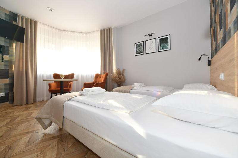 Hotel Polonia - image 9