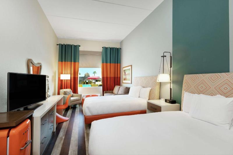 Queen Room with Two Queen Beds and Pool View