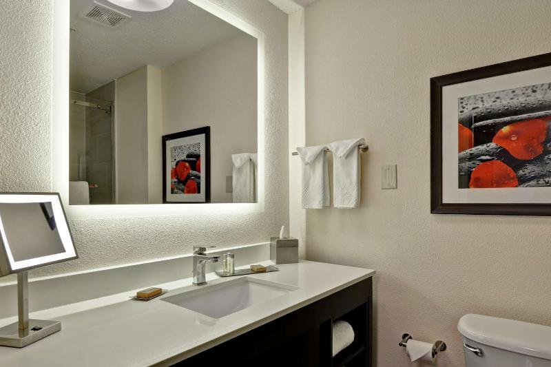 Double Room with Two Double Beds image 3