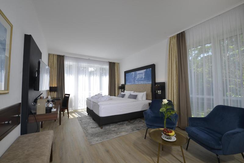 Comfort Double Room with Air Conditioning image 1