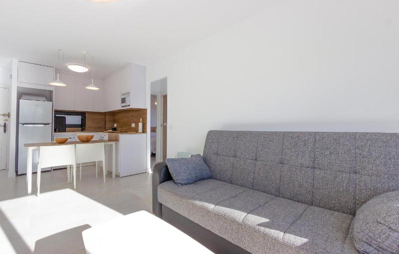 Cozy Apartment In Orihuela With Wifi - image 10