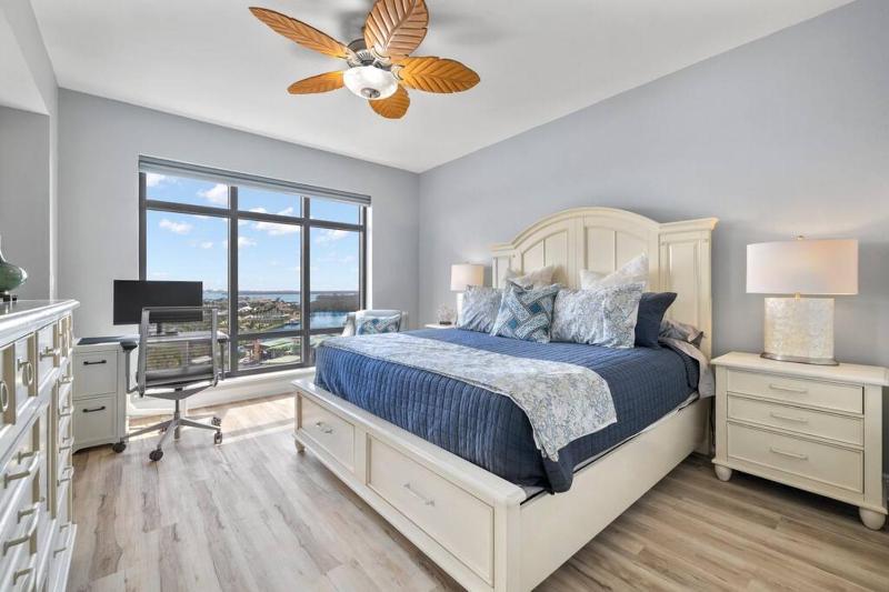 Luxury Condo at Cape Harbour Marina Water Views! - image 39