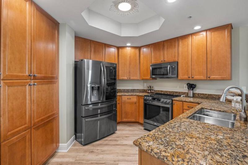 Luxury Condo at Cape Harbour Marina Water Views! - image 44