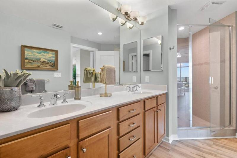 Luxury Condo at Cape Harbour Marina Water Views! - image 14