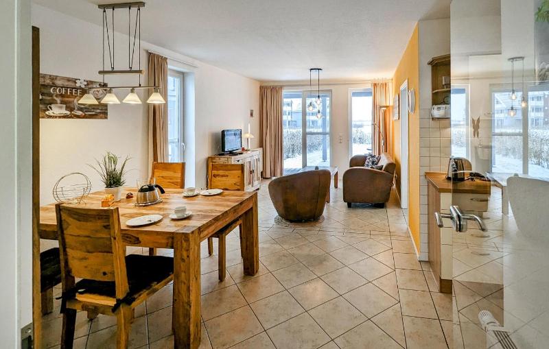 2 Bedroom Cozy Apartment In Rechlin - image 16