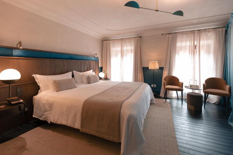 Junior Suite image 1