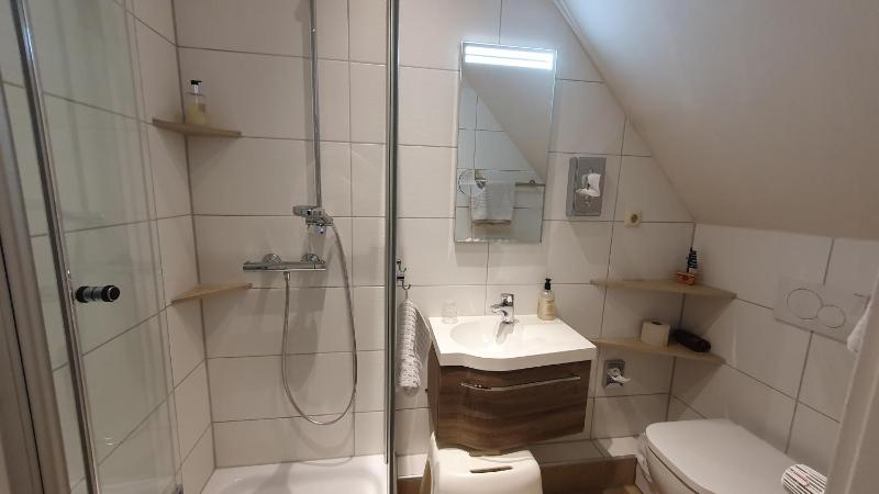Standard Double Room image 2