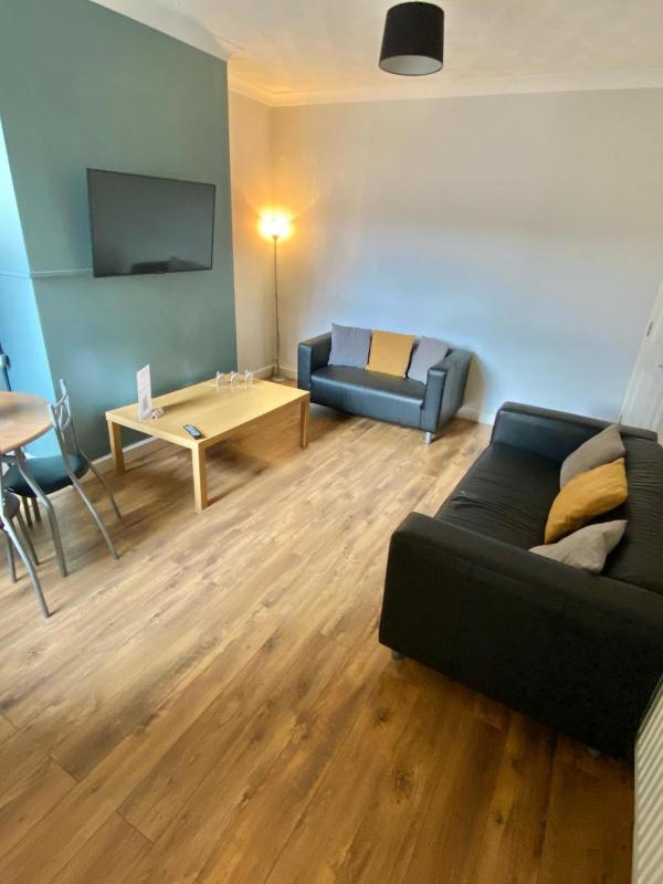 Four-Bedroom House image 3
