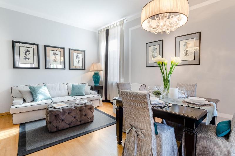 Casa Ottone - Residenze Seicento - A superb bright flourish apartment with grand terrace inside Lucca City Centre - image 20