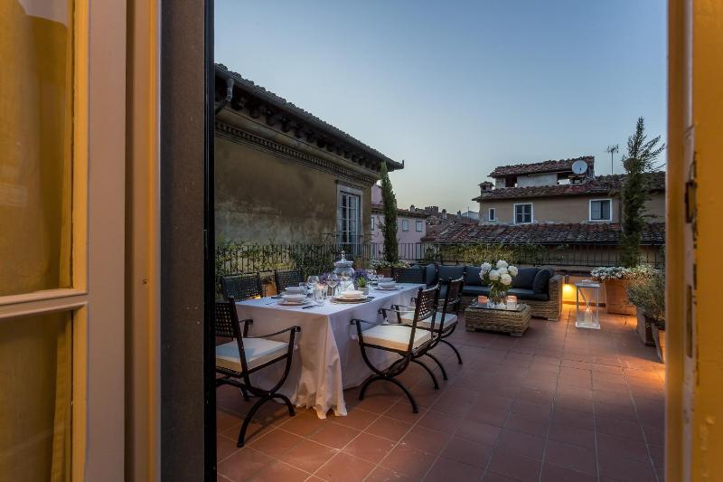 Casa Ottone - Residenze Seicento - A superb bright flourish apartment with grand terrace inside Lucca City Centre - image 30