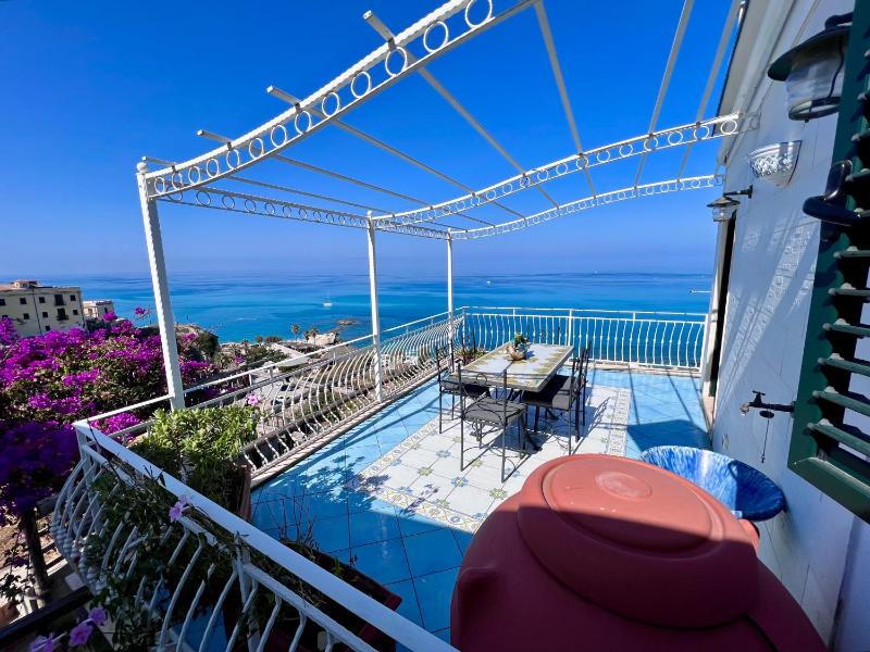 Bella Tropea Suite - image 38